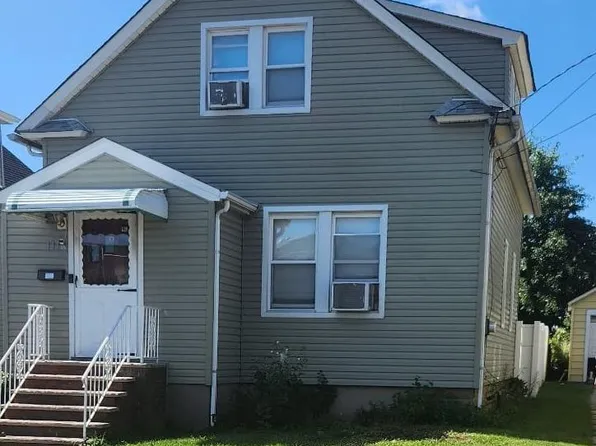 111 Grant Ave, Carteret, NJ 07008
