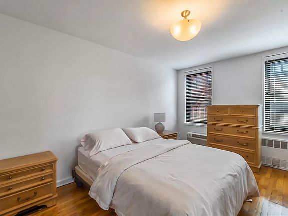 4th image of 139-15 83rd Ave #633