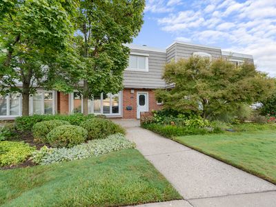 673 Calais Dr, Highland Park, IL, 60035