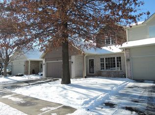 55 Townsend Cir, Naperville, IL 60565