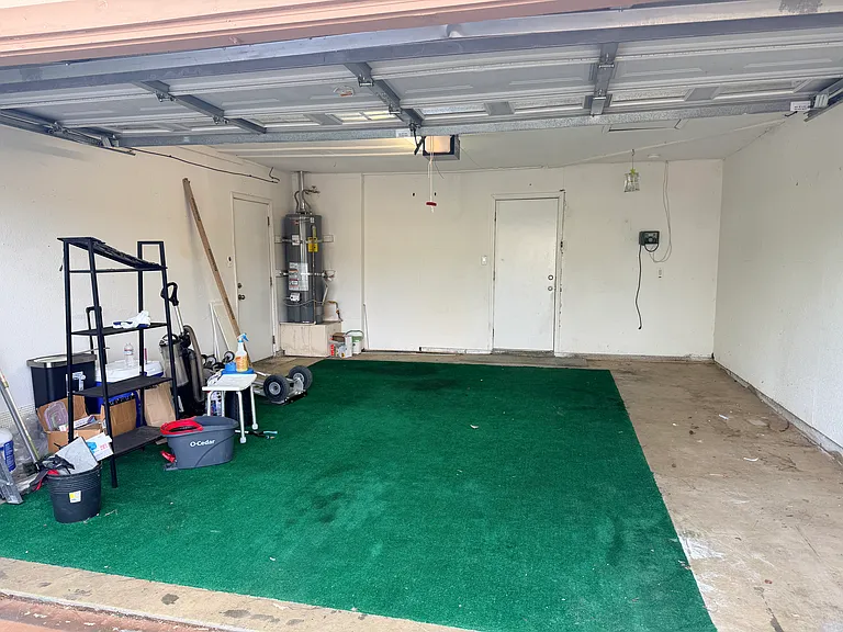 2071 Van Nuys Way — Photo 11