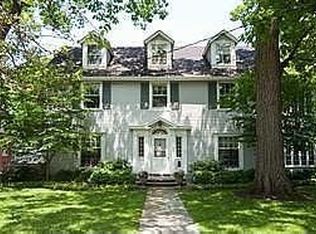 1171 Oakley Ave #V, Winnetka, IL 60093