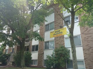 4965 Washington St APT 101, West Roxbury, MA 02132