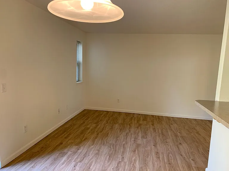Falcon Ridge Apartments — Photo 8