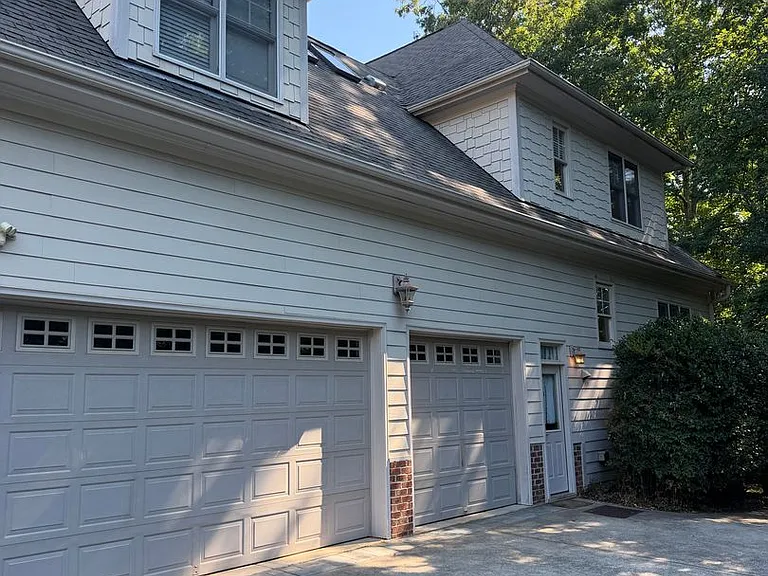273 Brown Bear — Photo 32