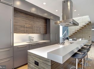 3329 Q St NW, Washington, DC 20007