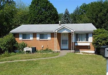 1st image of 544 Newport Dr