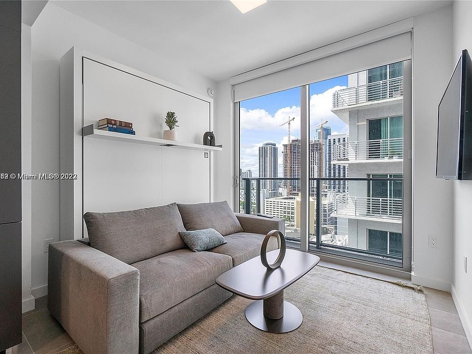 1st image of 227 NE 2nd St Unit 2807