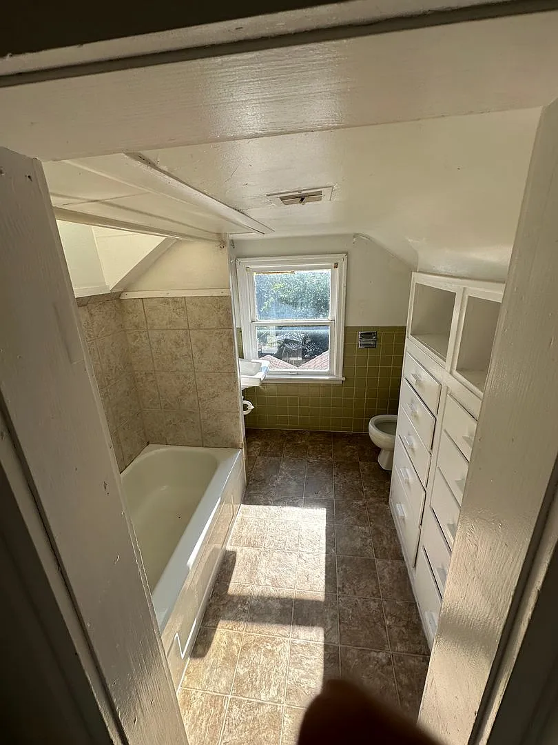 700 anna pl — Photo 3