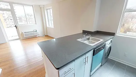 Rented by Ridgewood Capital NYC LLC