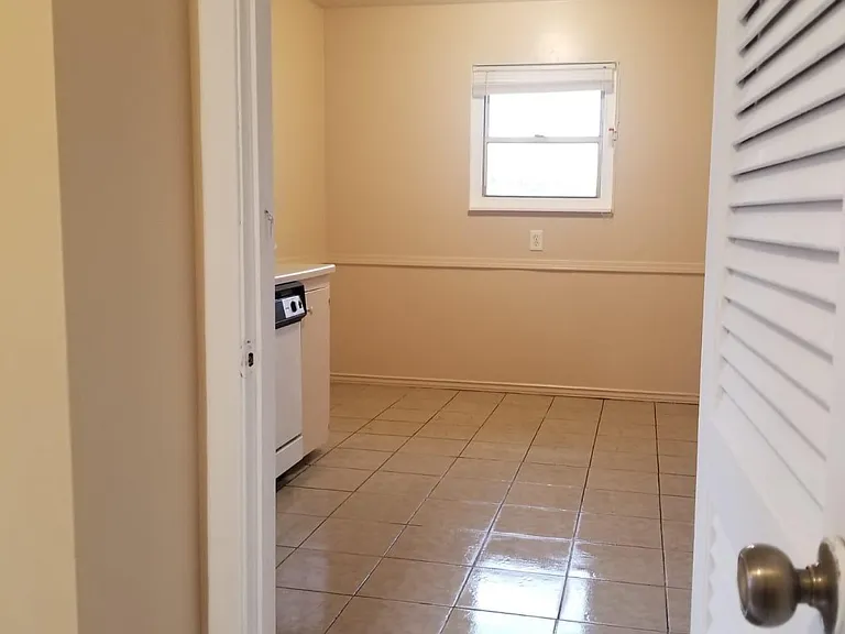 5351 Hipp St — Photo 5