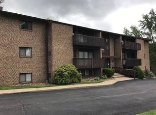 1205 Dutilh Rd APT 6, Cranberry Township, PA 16066