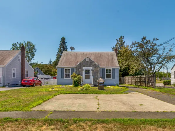 124 Saltonstall Parkway, East Haven, CT 06512