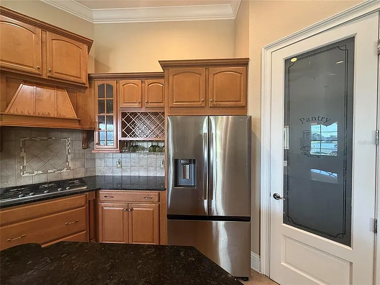 2120 Bunker View Ct — Photo 14