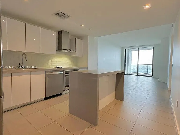 1600 NE 1st Ave #3205 — Photo 6