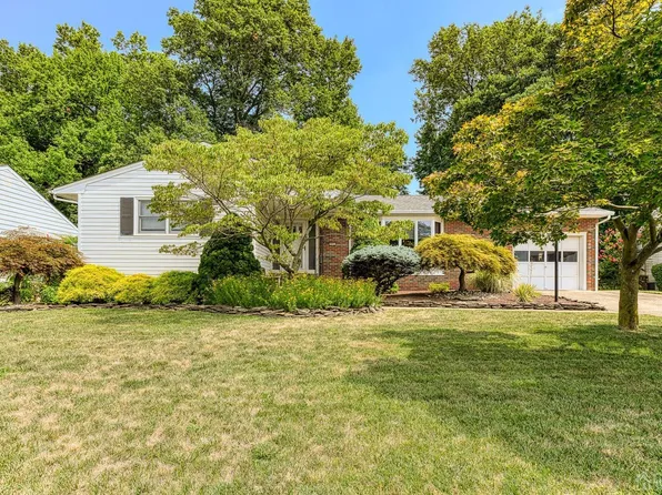 905 Bradley St, North Brunswick, NJ 08902