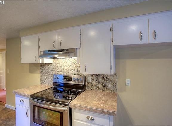 3rd image of 7513 NW Vista Ave