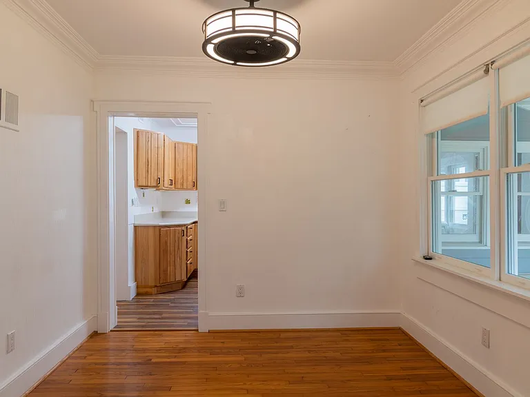 1708 Richard St — Photo 17