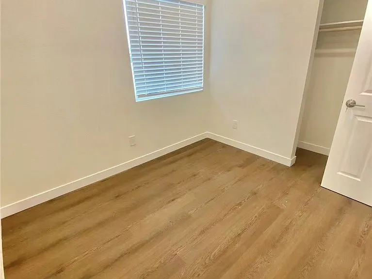 920 W Olive Ave #1 — Photo 4