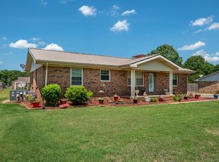 111 Francis Ave, Muscle Shoals, AL 35661