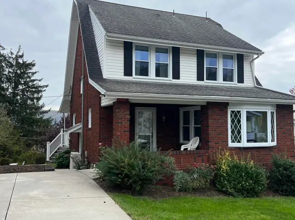 1115 27th Ave, Altoona, PA 16601