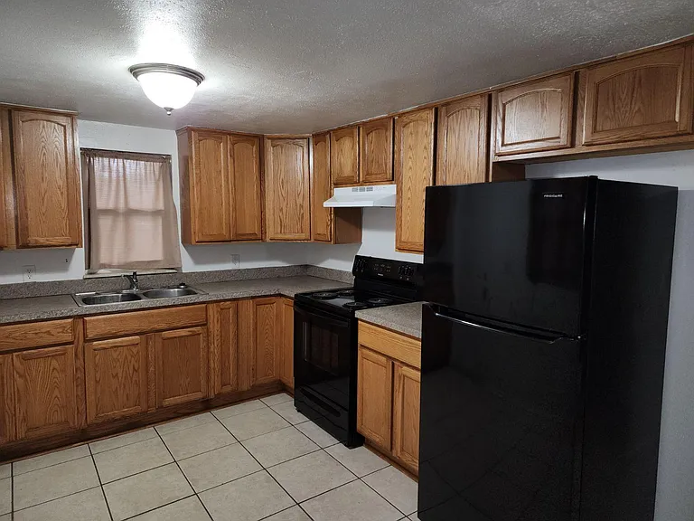37038 Palm Ave — Photo 2