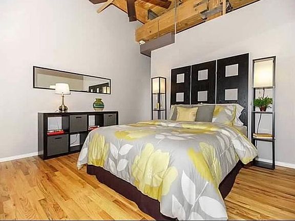 5th image of 1751 N Western Ave #310