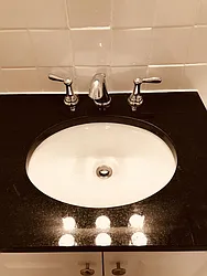 Rented by Metropolis Real Estate of Manhattan