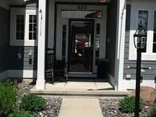 925 Arrowhead Trl, Wauseon, OH 43567