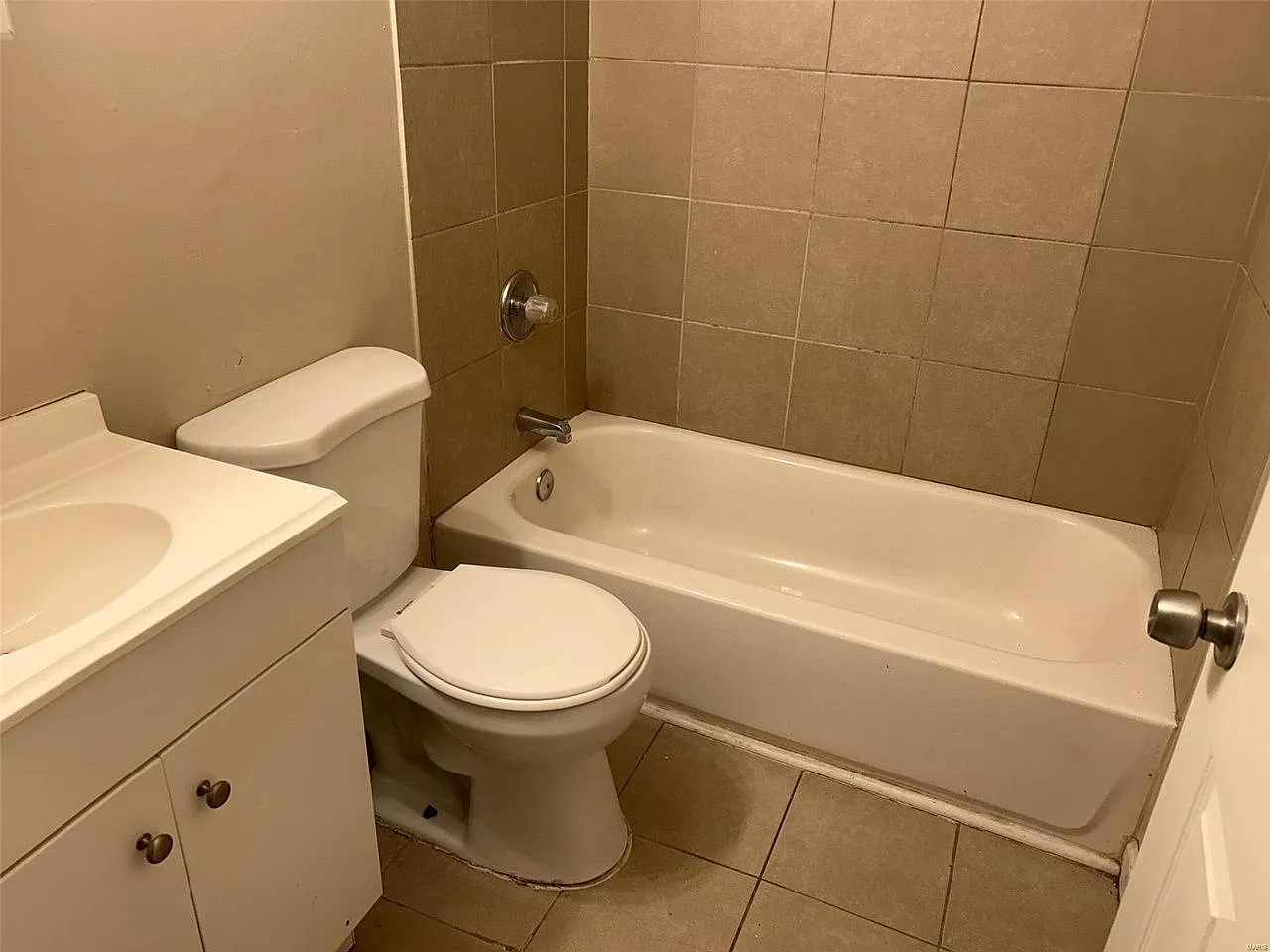 1 bed, 1.0 bath, 1000 sqft, $950 — Photo 4