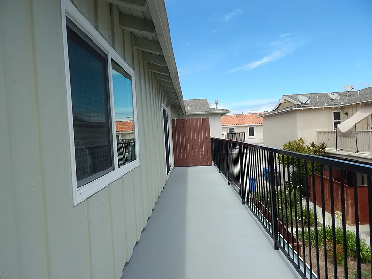 2101 Curtis Ave #4 — Photo 14