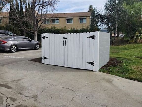 3rd image of 28748 Calle Del Lago APT B