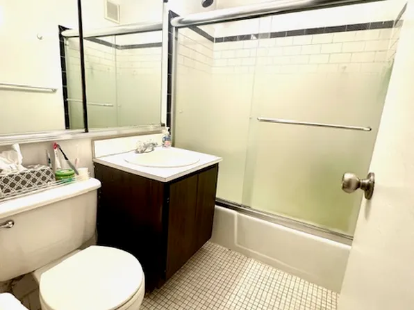 118-17 Union Turnpike image 6 of 26