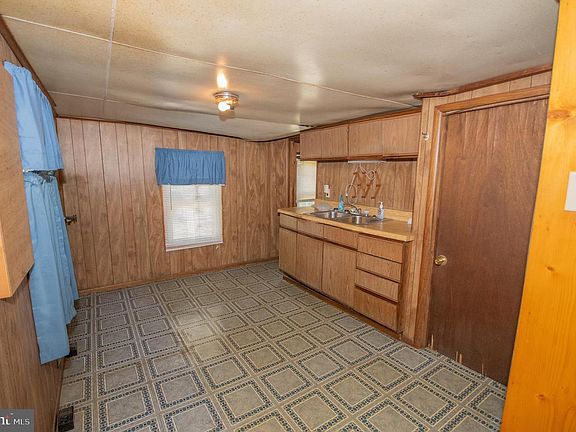 3rd image of 37245 Firemans Rd