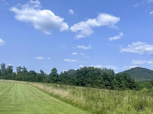 185 Concord Dr, Morehead, KY 40351