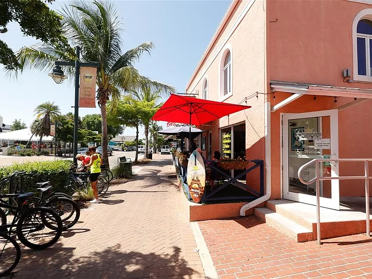 4660 Ocean Blvd #N1 — Photo 46
