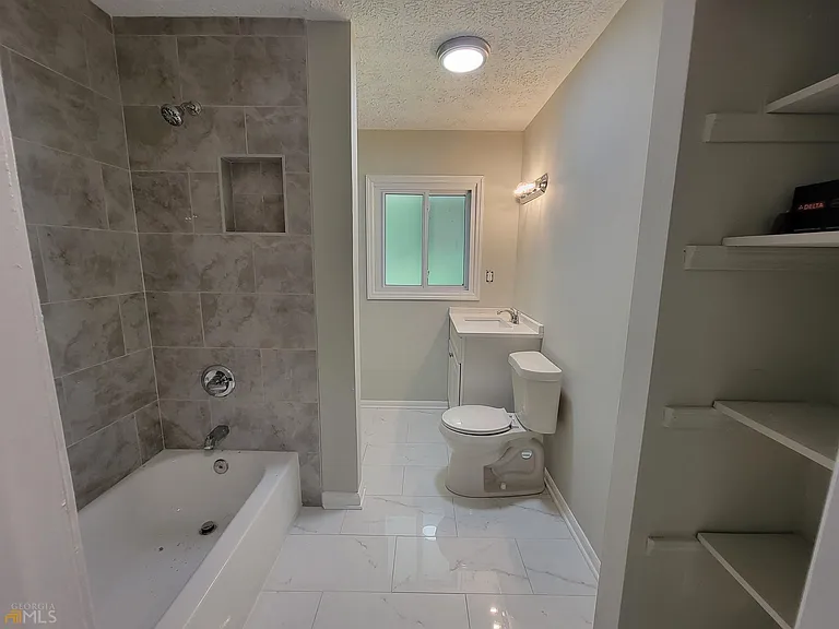6628 Stark Ct — Photo 6