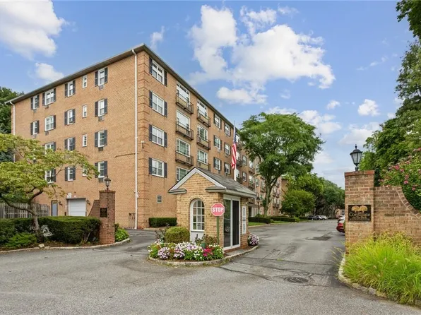 1 Consulate Drive #4K, Tuckahoe, NY 10707