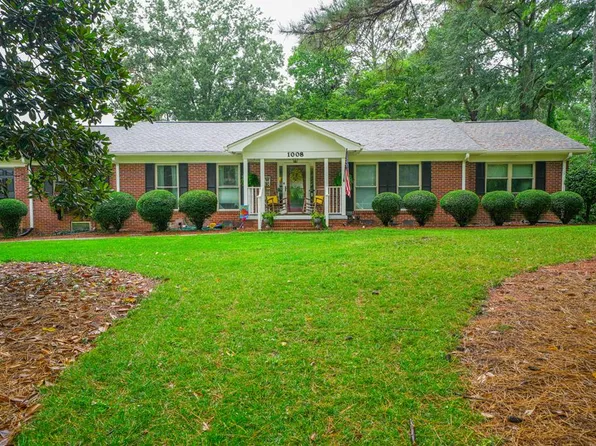 1008 Brown St, Dalton, GA 30720