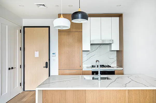 Rented by MaxInvest Real Estate, Inc. | media 11