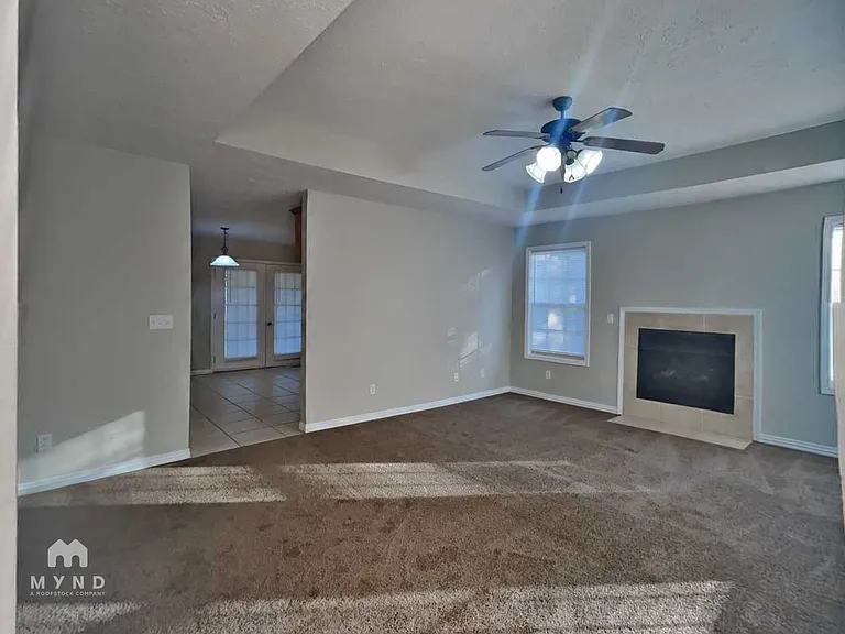 5574 S Lexington Ave — Photo 6