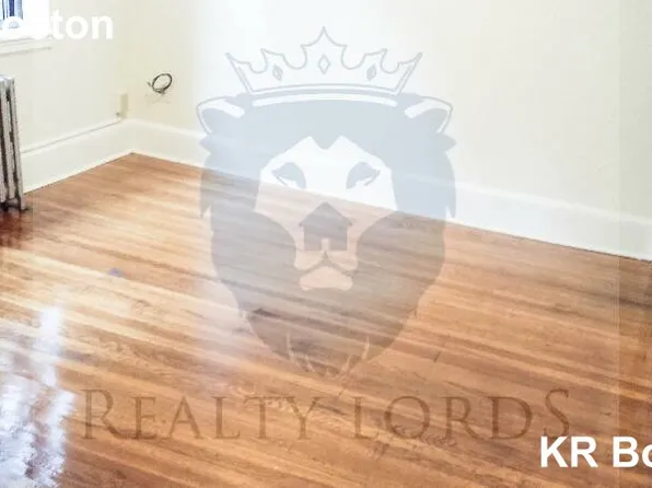 (undisclosed Address), Medford, MA 02155