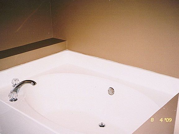Garden Tub