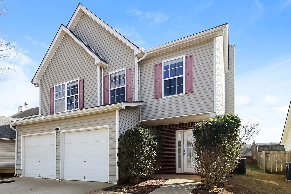 3 bed, 2.5 bath, 2284 sqft, $2,700 — Photo 4