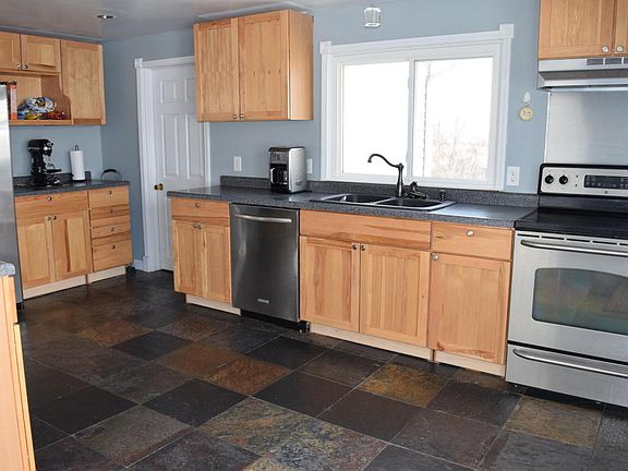 2nd image of 502 Sherwood St