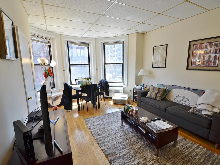 400 Marlborough St #4 — Photo 2