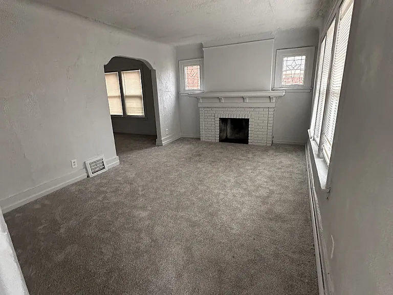 15476 Sorrento St #1 — Photo 11