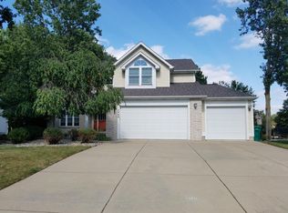 2466 Houghton Hollow Dr, Lansing, MI 48911