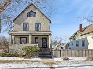 647 S Taylor Ave, Oak Park, IL 60304