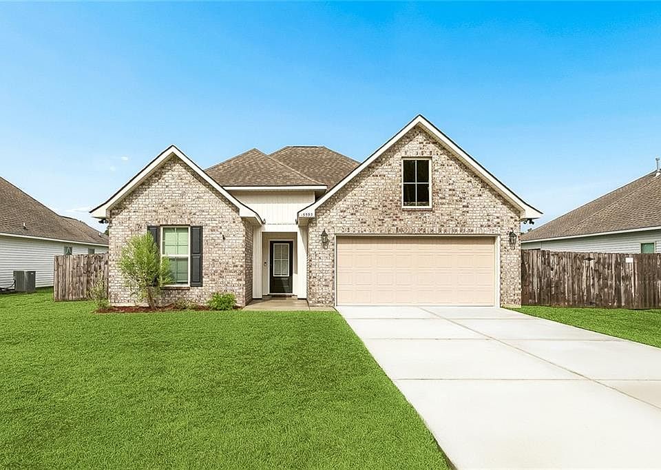 1st image of 15593 Grassy Ln